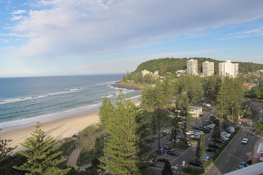 Pacific Regis Beachfront Holiday Apartments Guldkusten Exteriör bild