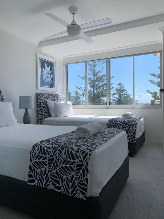Pacific Regis Beachfront Holiday Apartments Guldkusten Exteriör bild